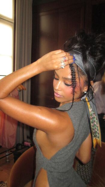 Full leaked Tyla page private onlyfans photo