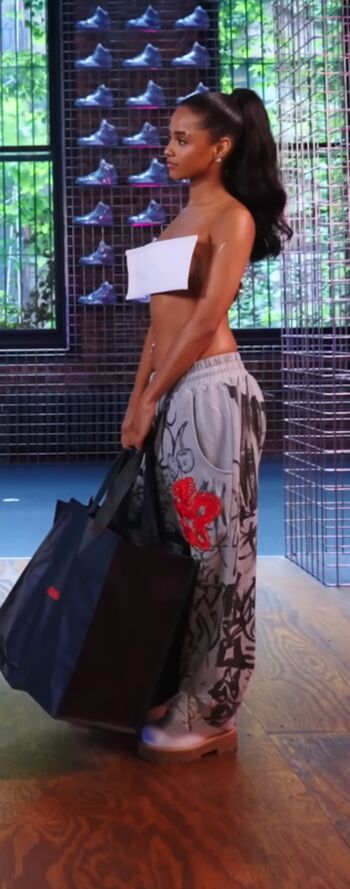 Full leaked Tyla private photo