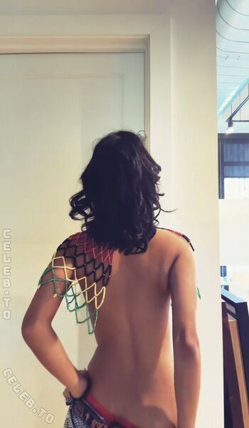 Full leaked Tylaofficial page private photo