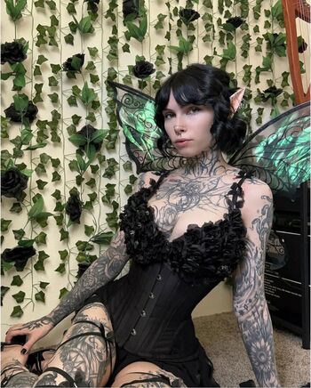 Full leaked Tyniquewebster private onlyfans photo