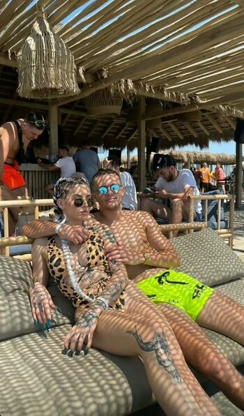 Full leaked Uki q page private onlyfans photo