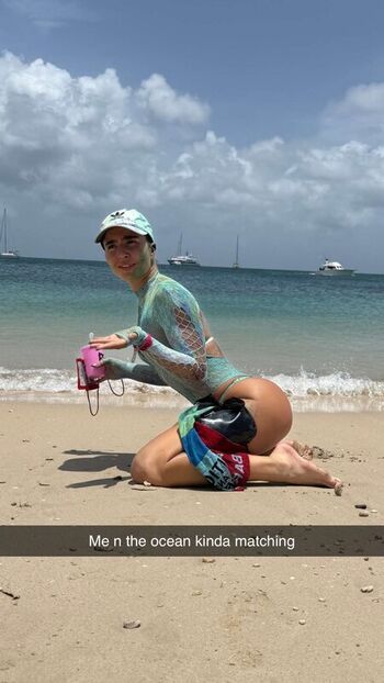 Full leaked Umdevon private photo