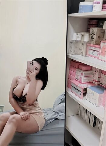 Full leaked Umikoumii private photo