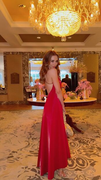 Full leaked Una healy private photo