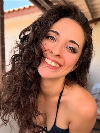 Full leaked Unasemplicefra private onlyfans photo