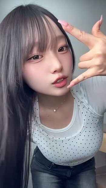 Full leaked Unaunayuuna private photo