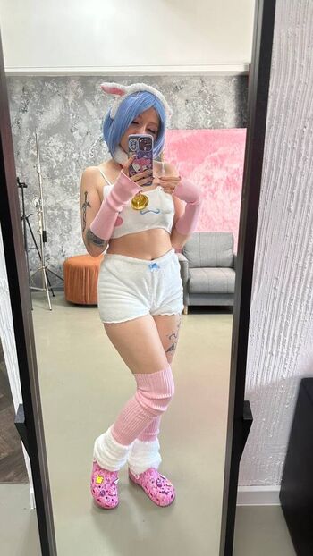 Full leaked Unhappy pay page private photo