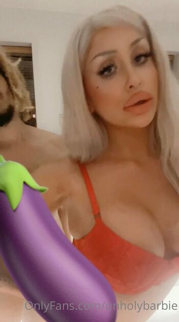 Full leaked Unholybarbie private photo
