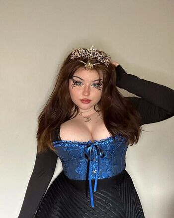 Full leaked Unholyholly private photo