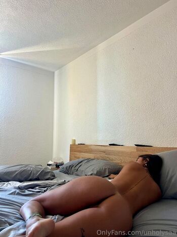 Full leaked Unholysaa private onlyfans photo