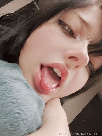 Full leaked Unkyndled private photo