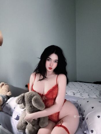 Full leaked Ununneee private onlyfans photo