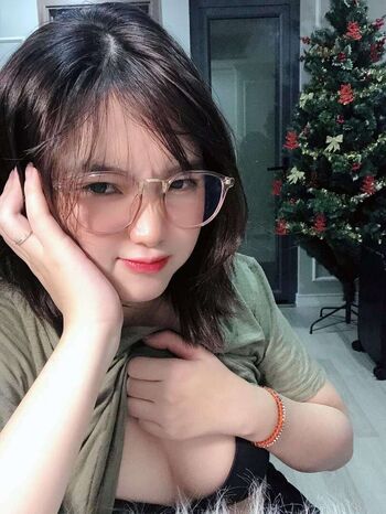 Full leaked Ununneee private photo