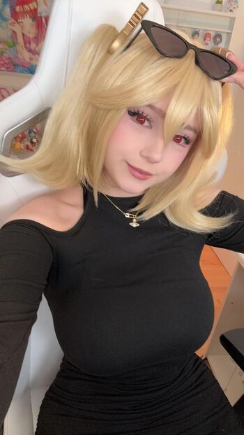 Full leaked Upminaa  page private onlyfans photo