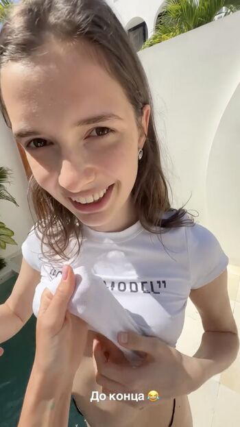 Full leaked Upminaa  page private onlyfans photo