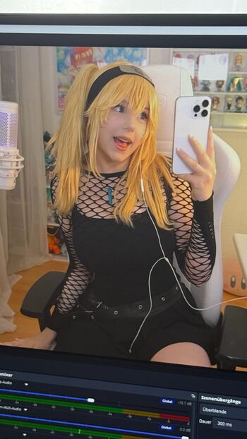 Full leaked Upminaa  page private photo