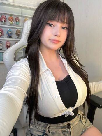 Full leaked Upminaa page private photo
