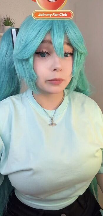 Full leaked Upminaa page private photo
