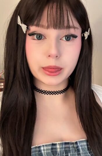 Full leaked Upminaa page private photo