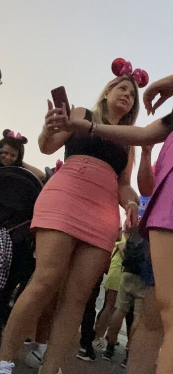 Full leaked Upskirt voyeur videos private photo