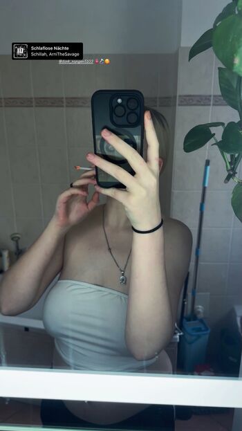 Full leaked Uptempo lea private onlyfans photo