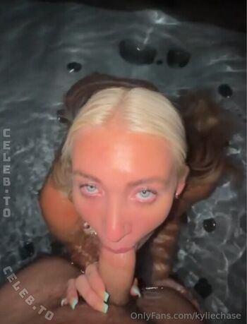 Full leaked Urefavoriteblondevip private photo