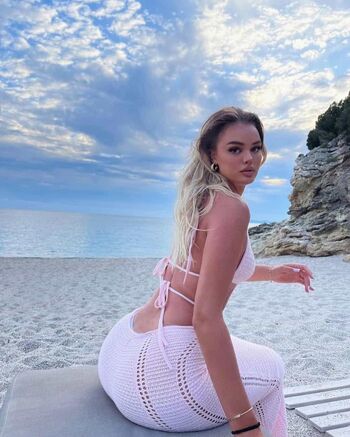 Full leaked Uresa zogu private onlyfans photo