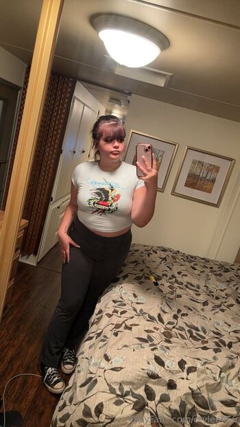 Full leaked Urfavemobih private photo