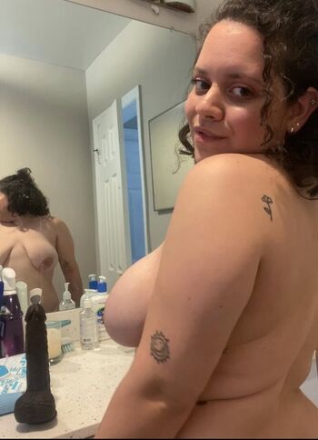 Full leaked Urfaveriri private photo