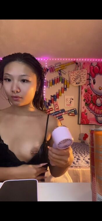 Full leaked Urfavvhoang private photo