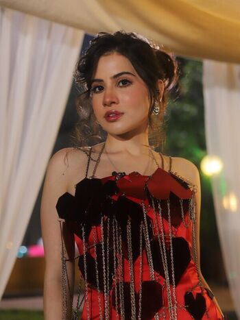 Full leaked Urfi javed private photo