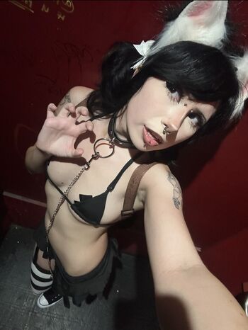 Full leaked Urwhitegf private photo