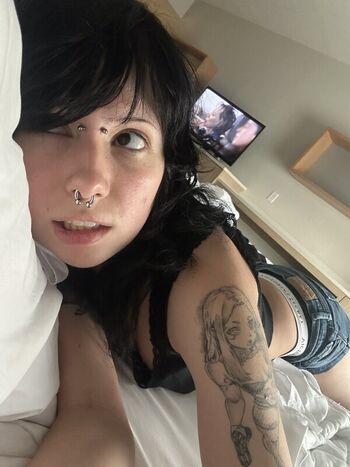 urwhitegf