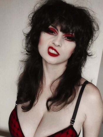 Full leaked Usagiisenshi private onlyfans photo