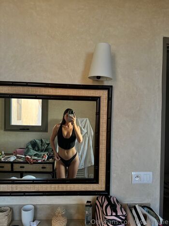 Full leaked Userkenzie private photo