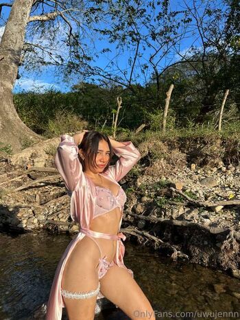 Full leaked Uwujennn page private photo