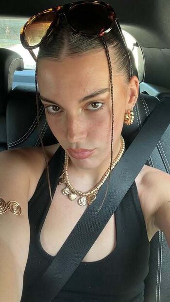 Full leaked Uxanais private onlyfans photo