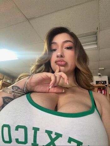 Full leaked Uyyitsdimps private photo