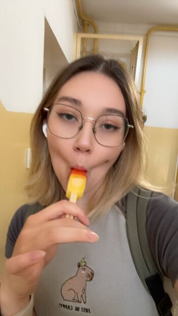 Full leaked Vru private photo