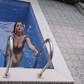 Full leaked Vaibhavi joshi private photo