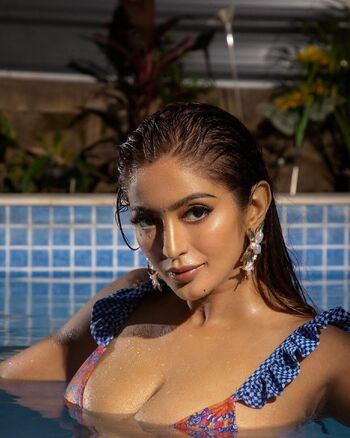 Full leaked Vaibhavi joshi private photo