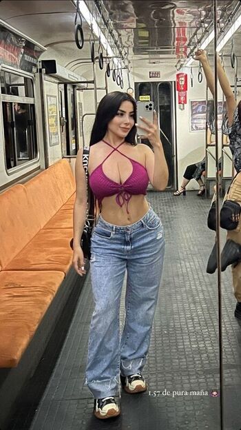 Full leaked Vaimonroe page private photo