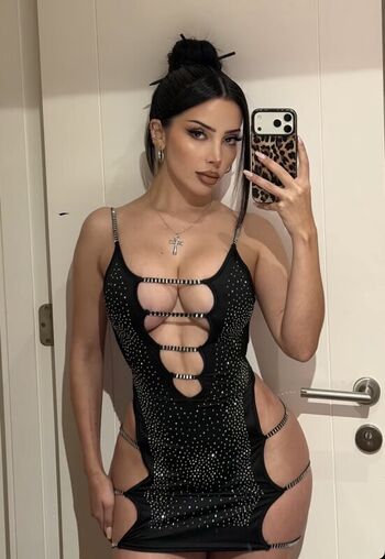 Full leaked Vaimonroe page private photo