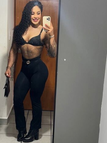 Full leaked Val cruz private photo