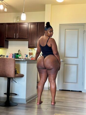 Full leaked Valbabyyy private photo