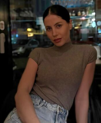 Valea Katharina Scalabrino