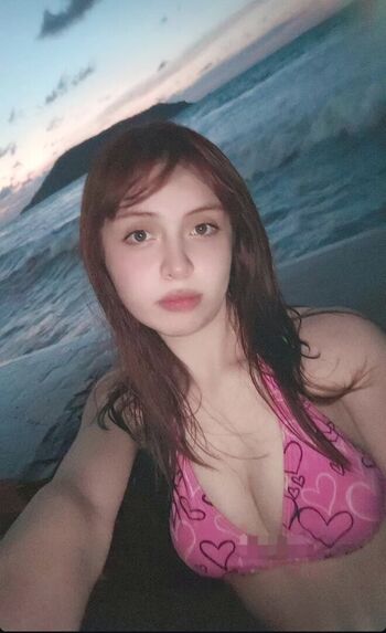 Full leaked Valelizuwu private photo
