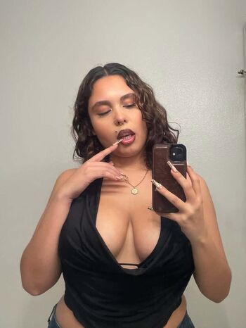 Full leaked Valentna private onlyfans photo