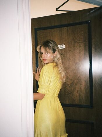 Full leaked Valentiinarose page private photo