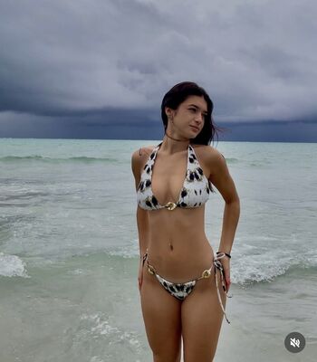 Full leaked Valentina maroni private onlyfans photo